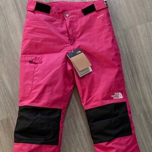 The north Face Girls size M (10-12) pino snow pants